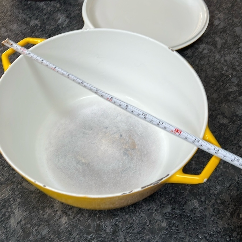 Copco Set of Two 6L Yellow and 2L Brown Cast Iron Pots with Lids